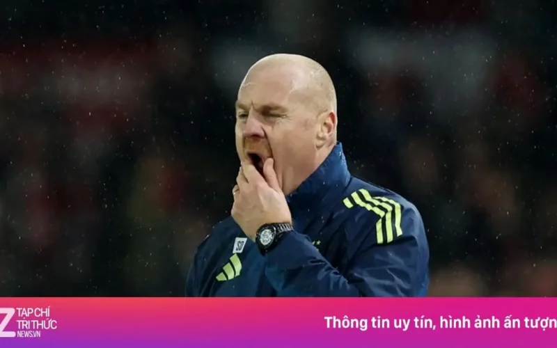 تغيير جديد.. إقالة مدرب ثاني في الدوري الإنجليزي الممتاز